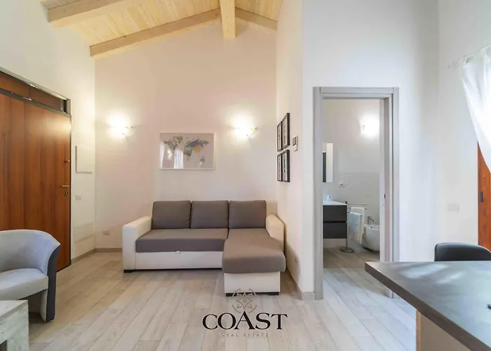 St. Simplicius House - 5 Minuti Dal Centro & Wifi Lägenhet